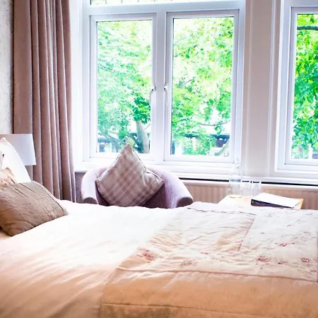 Acorn Дом отдыха