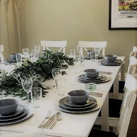 Acorn بيت للعطل *